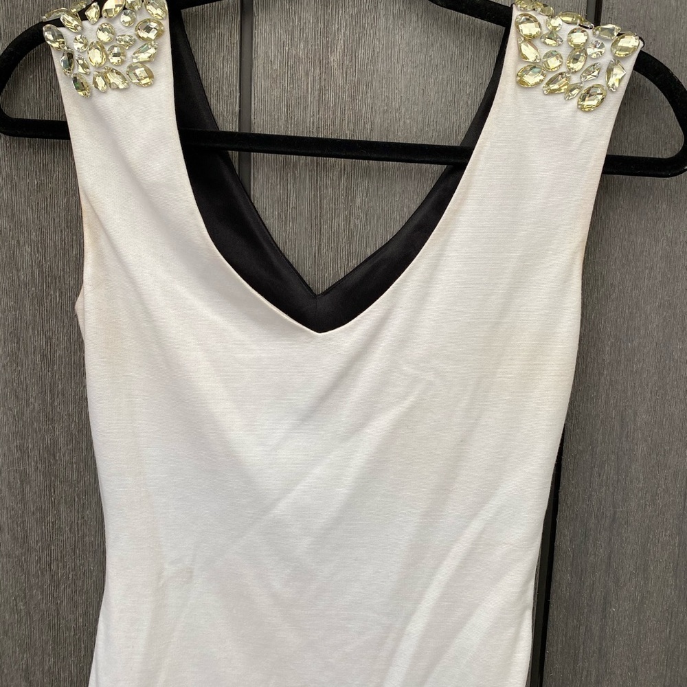 BeBe Mini‎ Dress - Picture 3 of 11